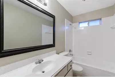 18067 Garden Manor Drive, Houston, TX 77084 - Photo 9