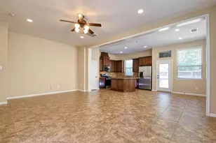 58 Cheswood Manor Drive, The Woodlands, TX 77382 - Photo 7