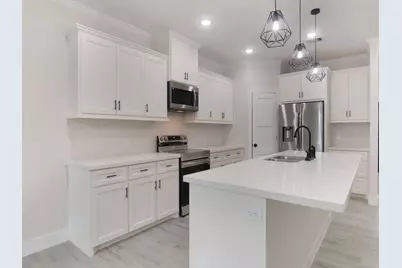 415 Road 5102J, Cleveland, TX 77327 - Photo 9