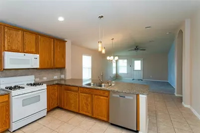 24530 E Lakecrest Town Drive, Katy, TX 77493 - Photo 7