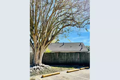 9442 Neuens Road #9442, Houston, TX 77080 - Photo 23