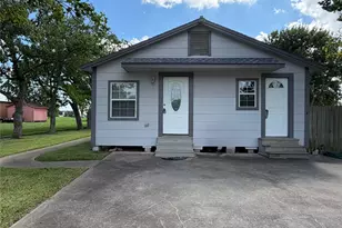 211 S Avenue C, Freeport, TX 77541 - Photo 1