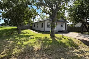 211 S Avenue C, Freeport, TX 77541 - Photo 31