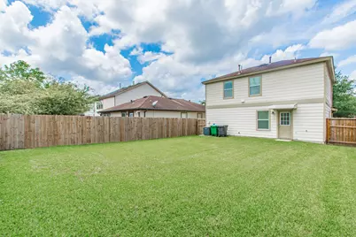 2638 Skyview Grove Court, Houston, TX 77047 - Photo 19
