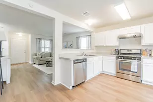 2638 Skyview Grove Ct, Houston, TX 77047 - Photo 9