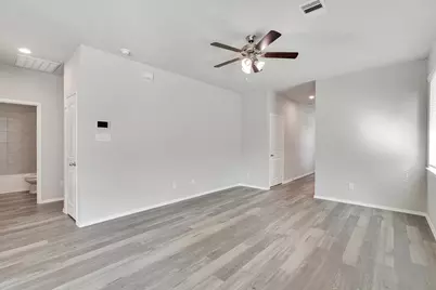 17121 Upland Bent Court, Conroe, TX 77385 - Photo 5