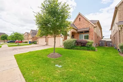 15319 Westland Gate Drive, Conroe, TX 77384 - Photo 3