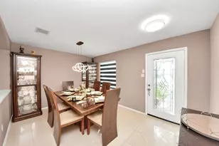 1902 Serenata Ln, Humble, TX 77396 - Photo 7