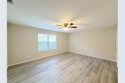 5730 Landon Creek Lane, Katy, TX 77449 - Photo 9