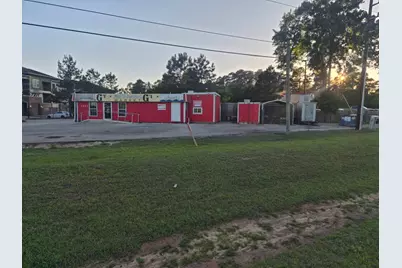 4897 W Davis Street, Conroe, TX 77304 - Photo 3