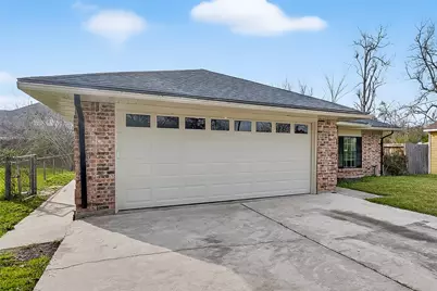 8401 Hanfro Lane, Houston, TX 77088 - Photo 45