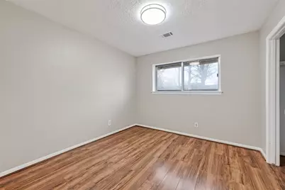 8401 Hanfro Lane, Houston, TX 77088 - Photo 27