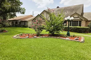 607 E Cypresswood Dr, Spring, TX 77373 - Photo 5