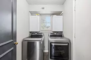 9830 Ellen St, Baytown, TX 77521 - Photo 11