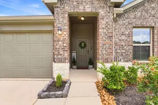 14110 Redwood Forest Trail, Conroe, TX 77384 - Photo 5