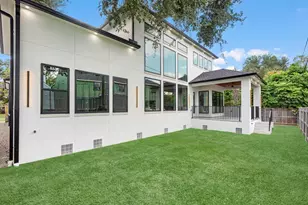 811 Woodstock St, Bellaire, TX 77401 - Photo 37