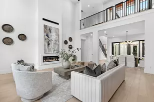 811 Woodstock St, Bellaire, TX 77401 - Photo 13