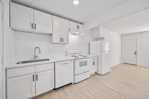6811 Del Rio St, Houston, TX 77021 - Photo 1