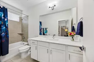 1310 Hussion St, Houston, TX 77003 - Photo 29