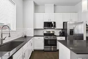 1310 Hussion St, Houston, TX 77003 - Photo 15