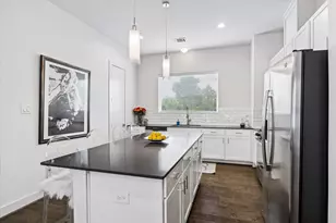 1310 Hussion St, Houston, TX 77003 - Photo 13
