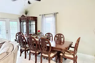 4723 Glenvillage St, Houston, TX 77084 - Photo 9