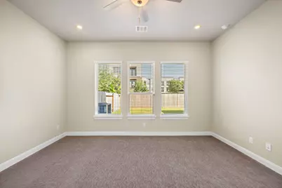 8510 Morning Melody Drive, Houston, TX 77063 - Photo 11