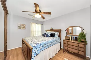 8910 Burleson Ct, Houston, TX 77064 - Photo 37