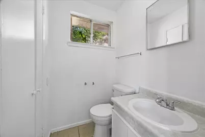 4938 Glenridge Street, Houston, TX 77053 - Photo 9