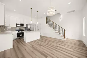 9011 Surry St, Houston, TX 77028 - Photo 3