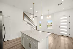 9011 Surry St, Houston, TX 77028 - Photo 7