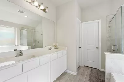 6419 Fiddlewood Thicket Lane, Katy, TX 77449 - Photo 17