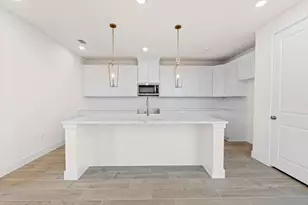 26228 Whisperwood Ln, Montgomery, TX 77316 - Photo 5