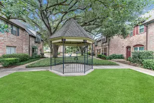 14723 Barryknoll Ln, Houston, TX 77079 - Photo 9
