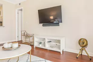 4515 Briar Hollow Pl, Houston, TX 77027 - Photo 7