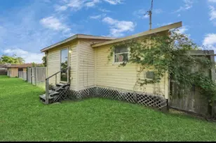 6821 Haight St, Houston, TX 77028 - Photo 27