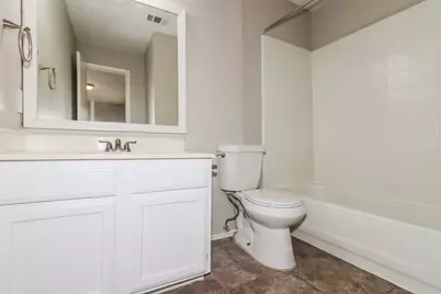 6042 Beaconridge Drive, Houston, TX 77053 - Photo 15