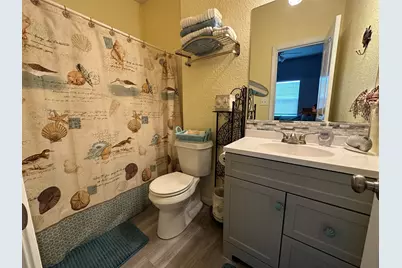 124 Howard Avenue #D, Surfside Beach, TX 77541 - Photo 31