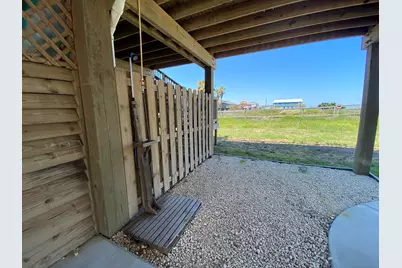 124 Howard Avenue #D, Surfside Beach, TX 77541 - Photo 7