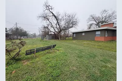 159 Oak Drive, Lake Jackson, TX 77566 - Photo 19