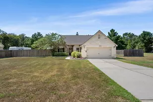 9103 Red Stag Ln, Conroe, TX 77303 - Photo 5