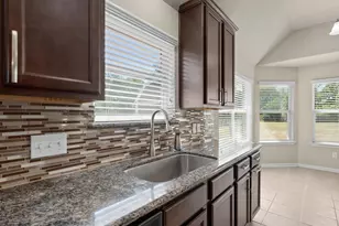 9103 Red Stag Ln, Conroe, TX 77303 - Photo 15