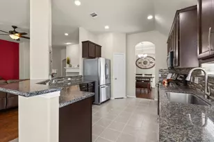 9103 Red Stag Ln, Conroe, TX 77303 - Photo 11