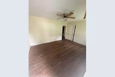 7355 Iwo Jima Road, Houston, TX 77033 - Photo 7