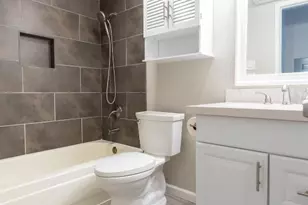 3900 Woodchase Dr, Houston, TX 77042 - Photo 19