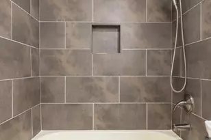 3900 Woodchase Dr, Houston, TX 77042 - Photo 21