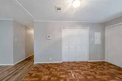 11734 Greenglen Drive, Houston, TX 77044 - Photo 9