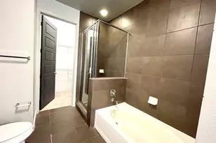 2525 McCue St Rd, Houston, TX 77056 - Photo 31