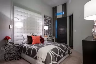 2525 McCue St Rd, Houston, TX 77056 - Photo 23