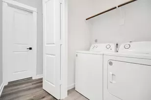 8419 Berry Brush Ln, Houston, TX 77022 - Photo 13